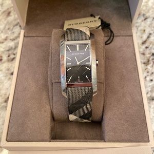 Burberry Heritage Nova Watch